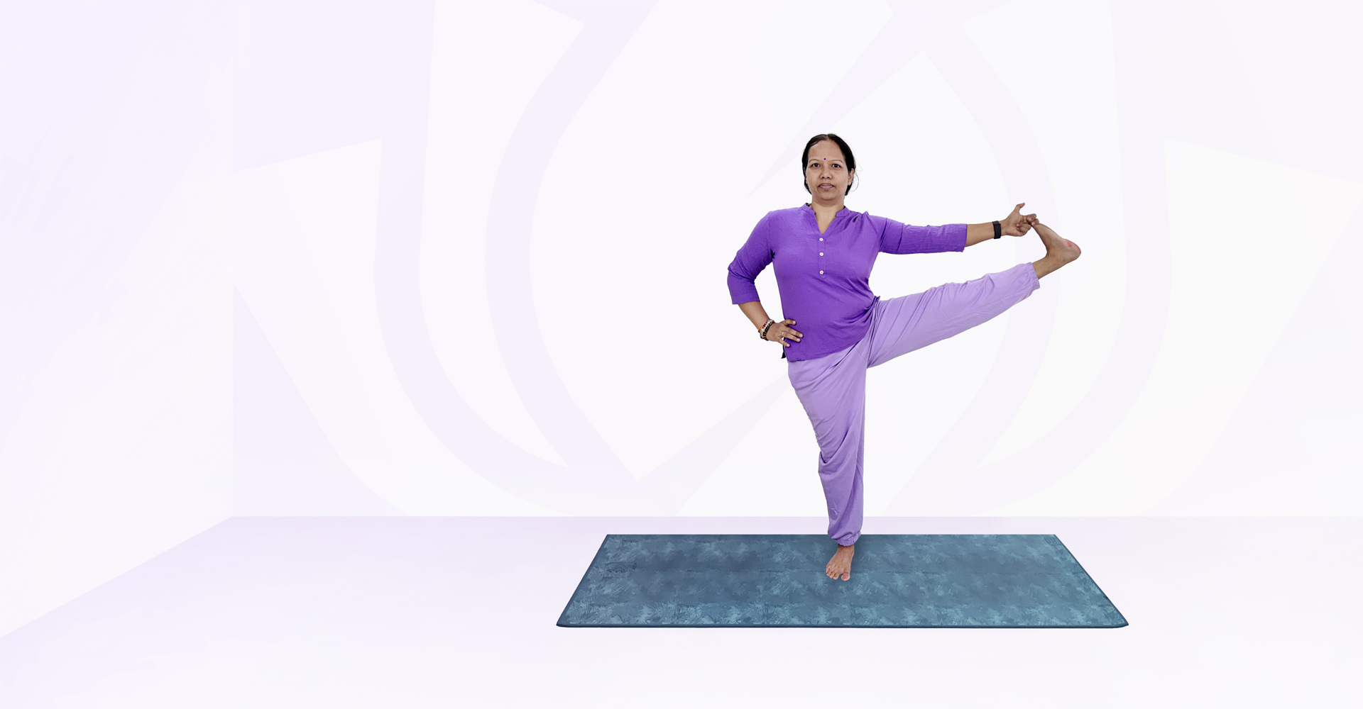 Samatva Yoga practice session - Extended triangle pose alignment